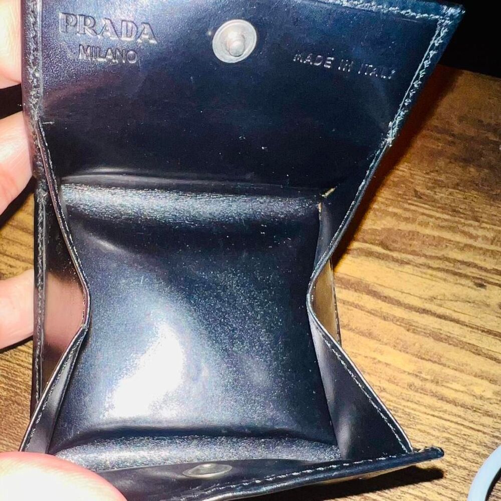 Rare Prada UNISEX Black leather coin Wallet. GUC. With COA - Picture 2 of 6